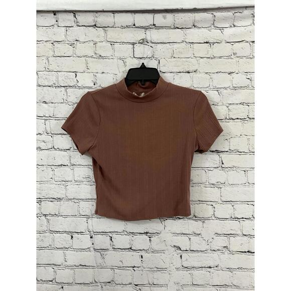 Bozzolo Tops - Bozzolo Crop Top - Beige- Size Large‎